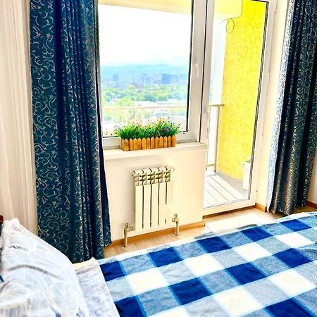 Medinahotelkz, # 70, Вид На Горы, До Арбата 15 Мин Пешком, Halal Alma-Ata Exteriör bild