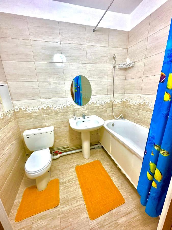 Medinahotelkz, # 70, Вид На Горы, До Арбата 15 Мин Пешком, Halal Alma-Ata Exteriör bild