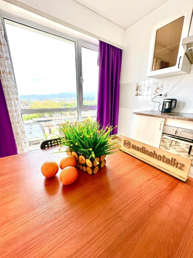 Medinahotelkz, # 70, Вид На Горы, До Арбата 15 Мин Пешком, Halal Alma-Ata Exteriör bild
